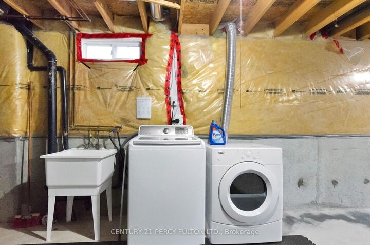Property Photo:  19 Odessa Crescent  ON L1R 3P1 