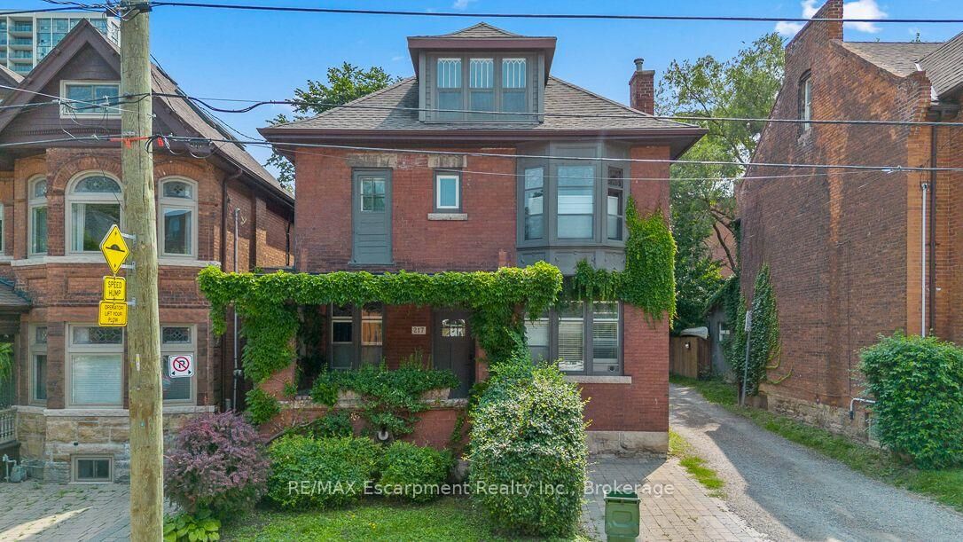 Property Photo: 217 Caroline Street S ON L8P 3L5