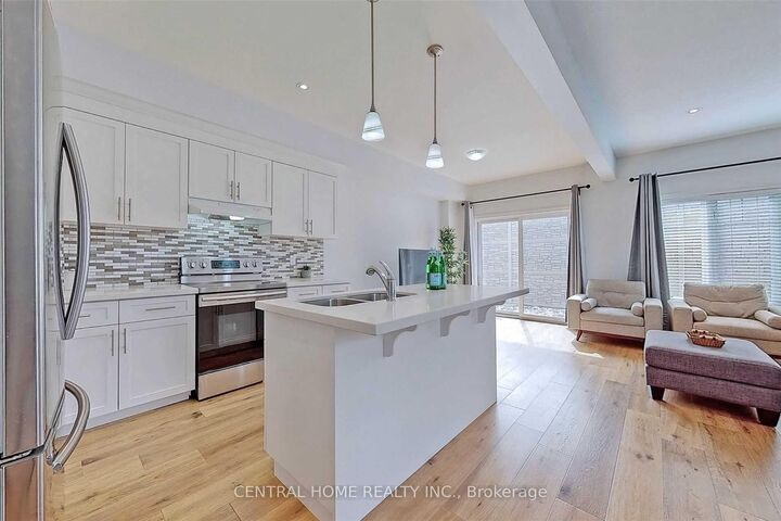 Property Photo: 98 Shoreview Place 1 ON L8E 0J4