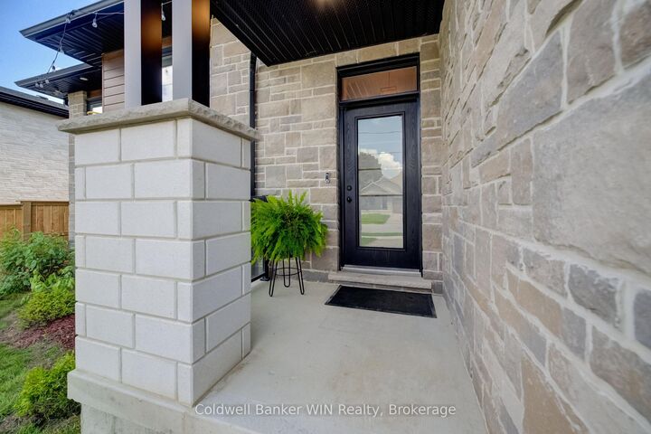 Property Photo: 430 Wellington Street E ON N0G 2L4