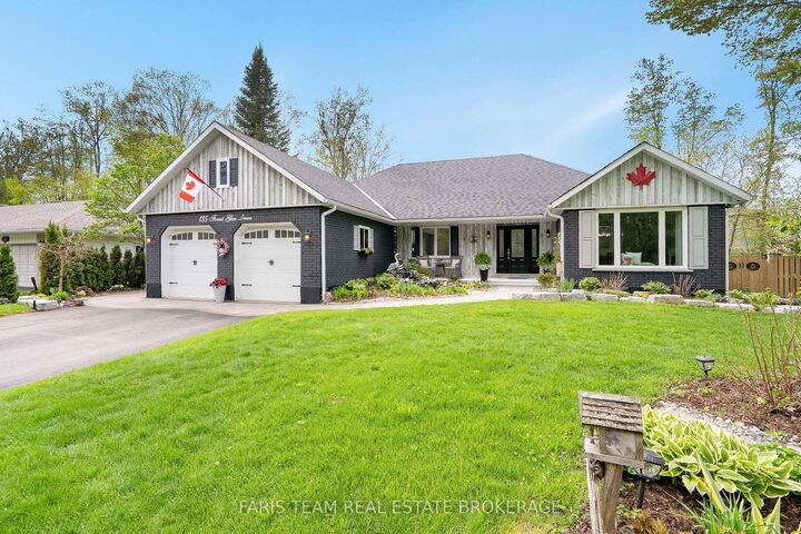 Property Photo: 135 Forest Glen Drive ON P1P 1A1
