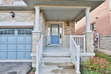 Photo de la propriété: 36 Twin Hills Crescent ON L4H 0G6