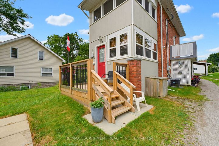 Property Photo:  19 First Avenue  ON N0A 1N0 