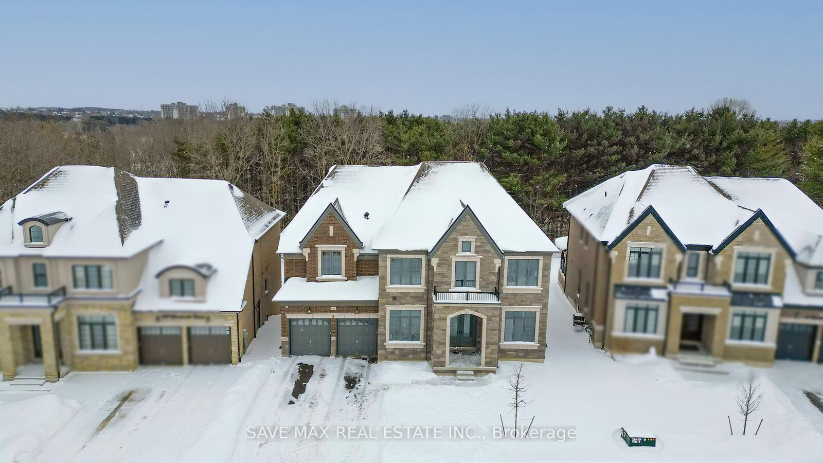 Property Photo: 446 Woodsworth Terrace ON N4T 0M9