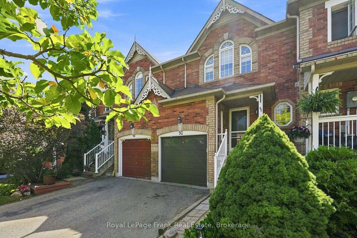 Property Photo:  92 Tremount Street  ON L1M 1G2 