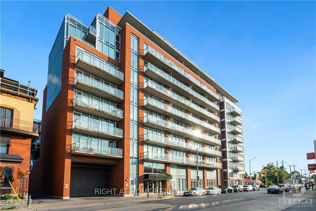 Property Photo: 354 Gladstone Avenue 325 ON K2P 0R4