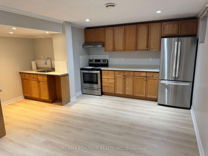 Property Photo:  168 Hodgson Drive  ON L3Y 1E2 