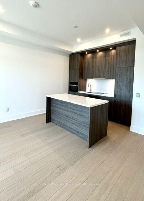 Property Photo:  397 Royal Orchard Boulevard 302  ON L3T 0H3 