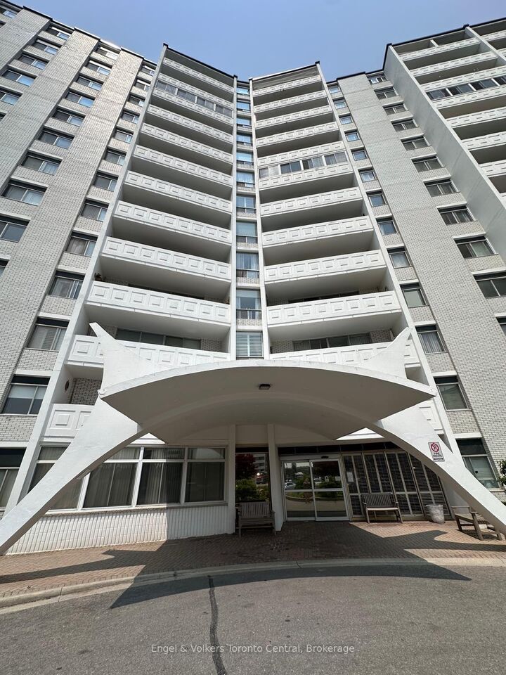 Property Photo: 15 Towering Heights Boulevard 502 ON L2T 3G7