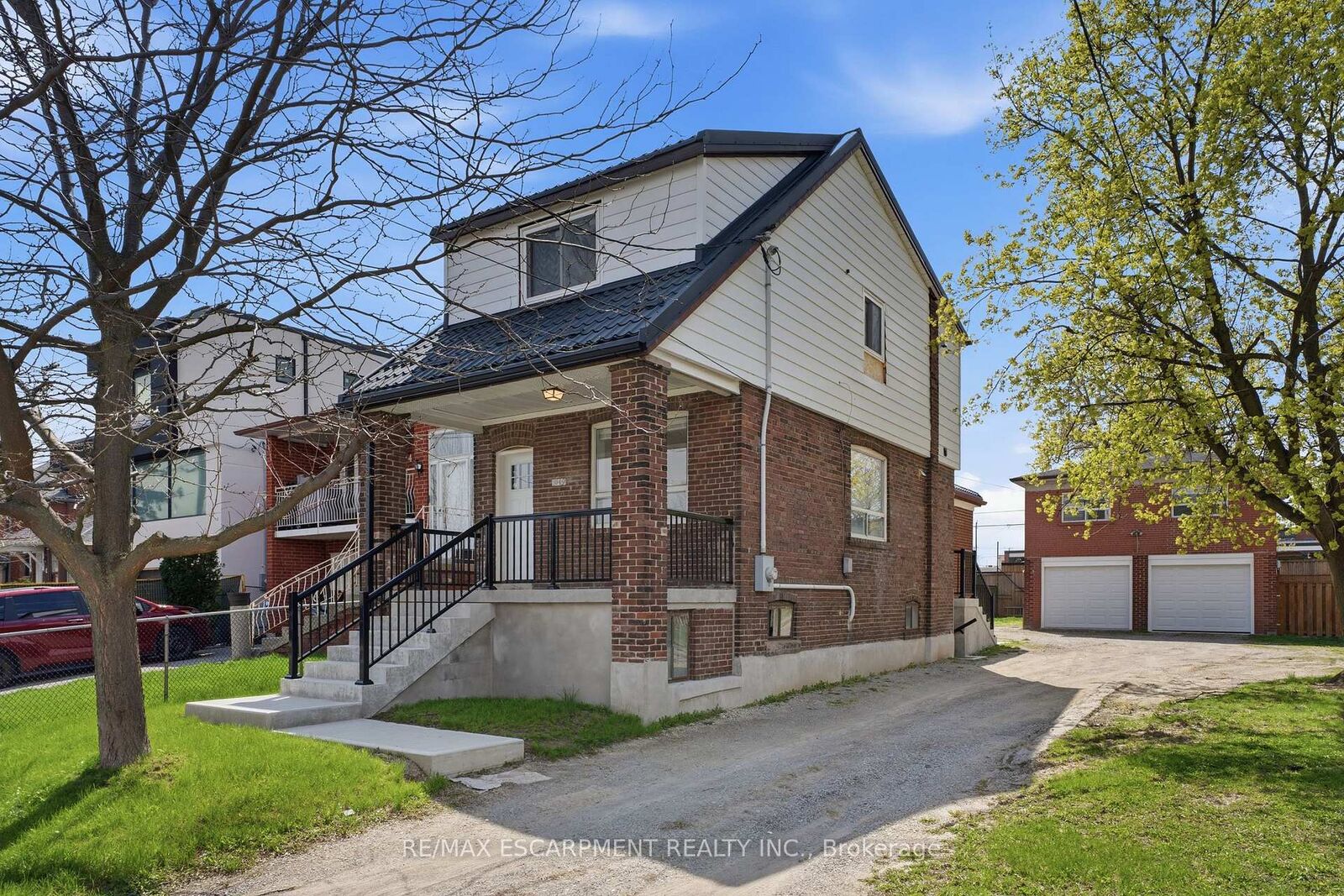 Property Photo: 1049 Glencairn Avenue ON M6B 2B1