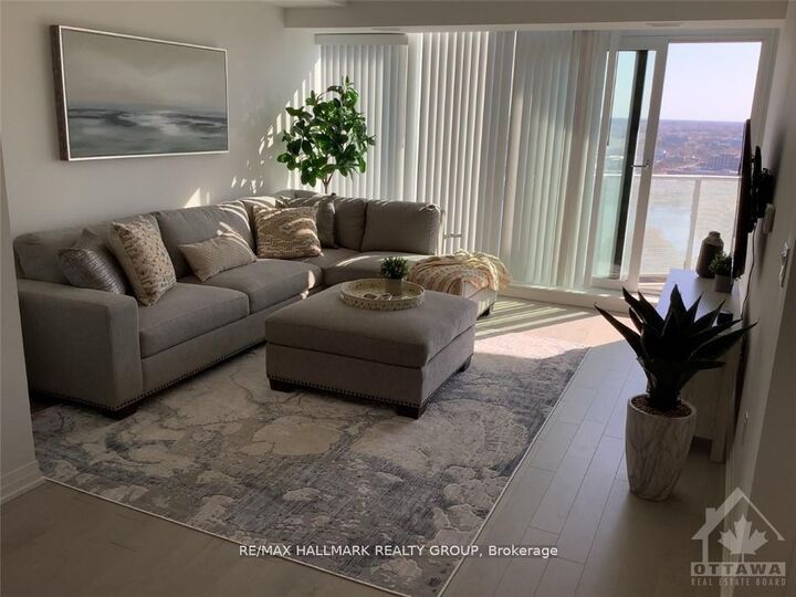 Property Photo: 805 Carling Avenue 3306 ON K1S 5W9