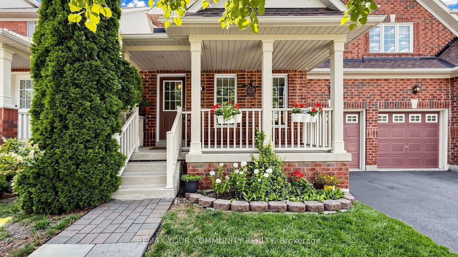 Property Photo: 230 Hammersly Boulevard ON L6E 2C9