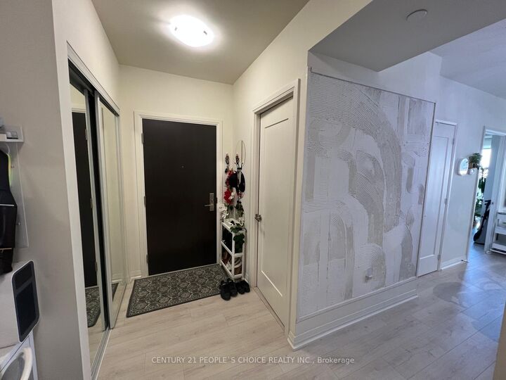Property Photo: 9000 Jane Street 925 ON L4K 0M6
