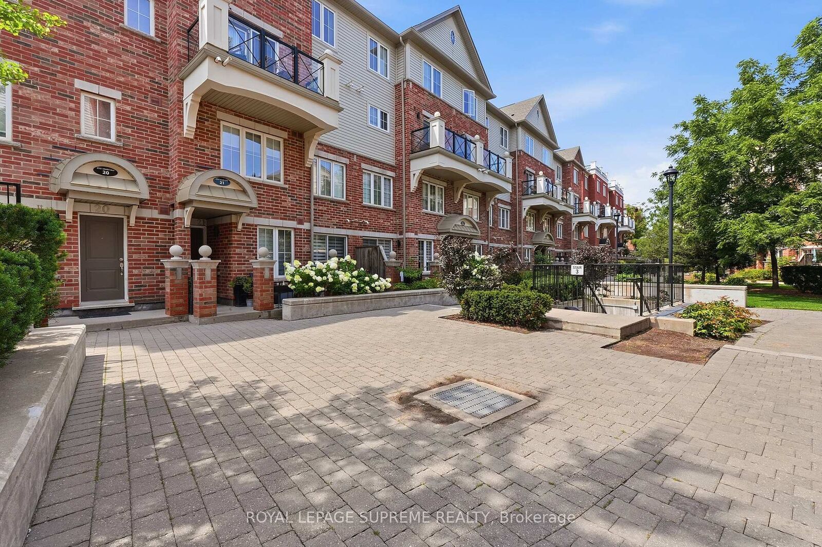 Property Photo: 2551 Sixth Line 14 ON L6H 0H7