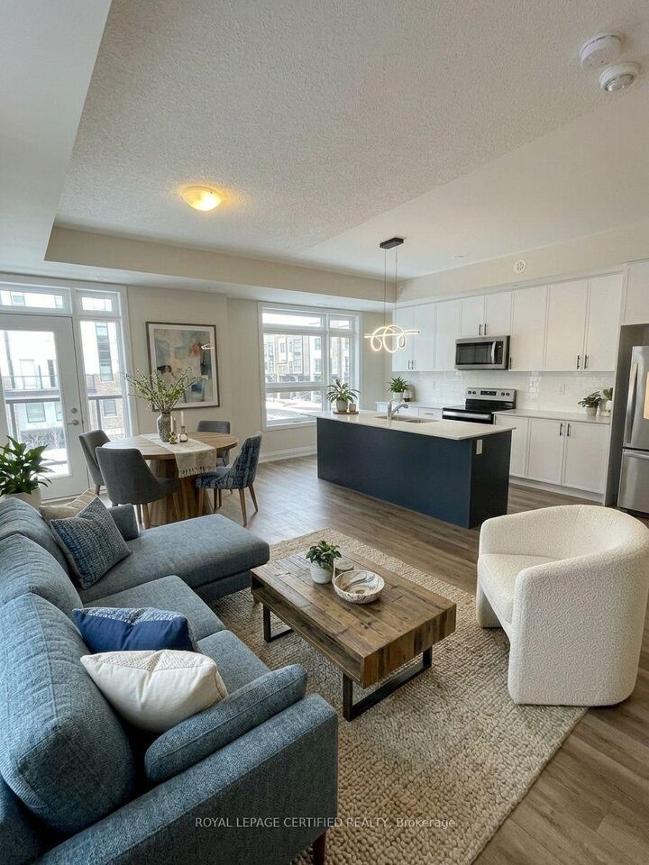 Property Photo: 1597 Rose Way 109 ON L9E 1N5