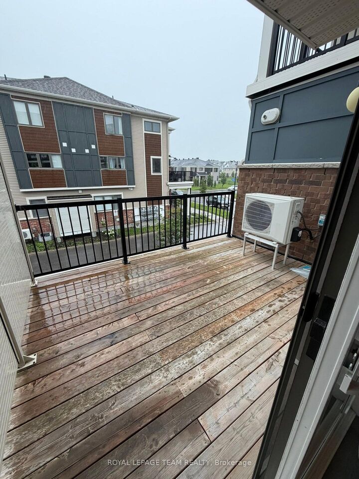 Property Photo:  205 Zenith Private  ON K2J 6N3 