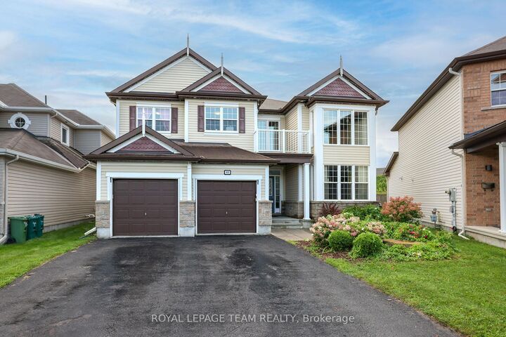 Property Photo: 622 Anjana Circle ON K2J 0E1