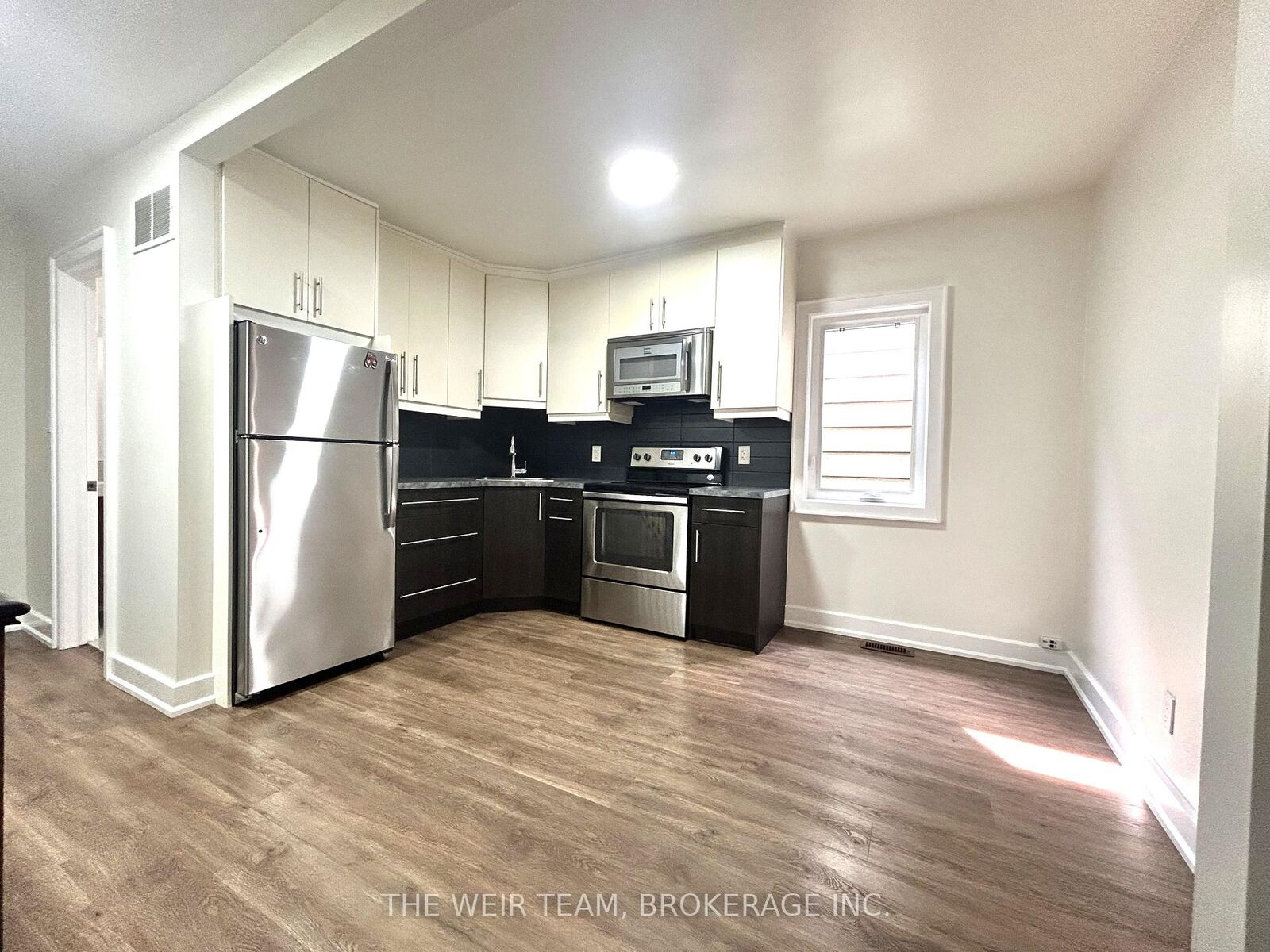 Property Photo: 35 Rushbrooke Avenue Upper ON M4M 3A8