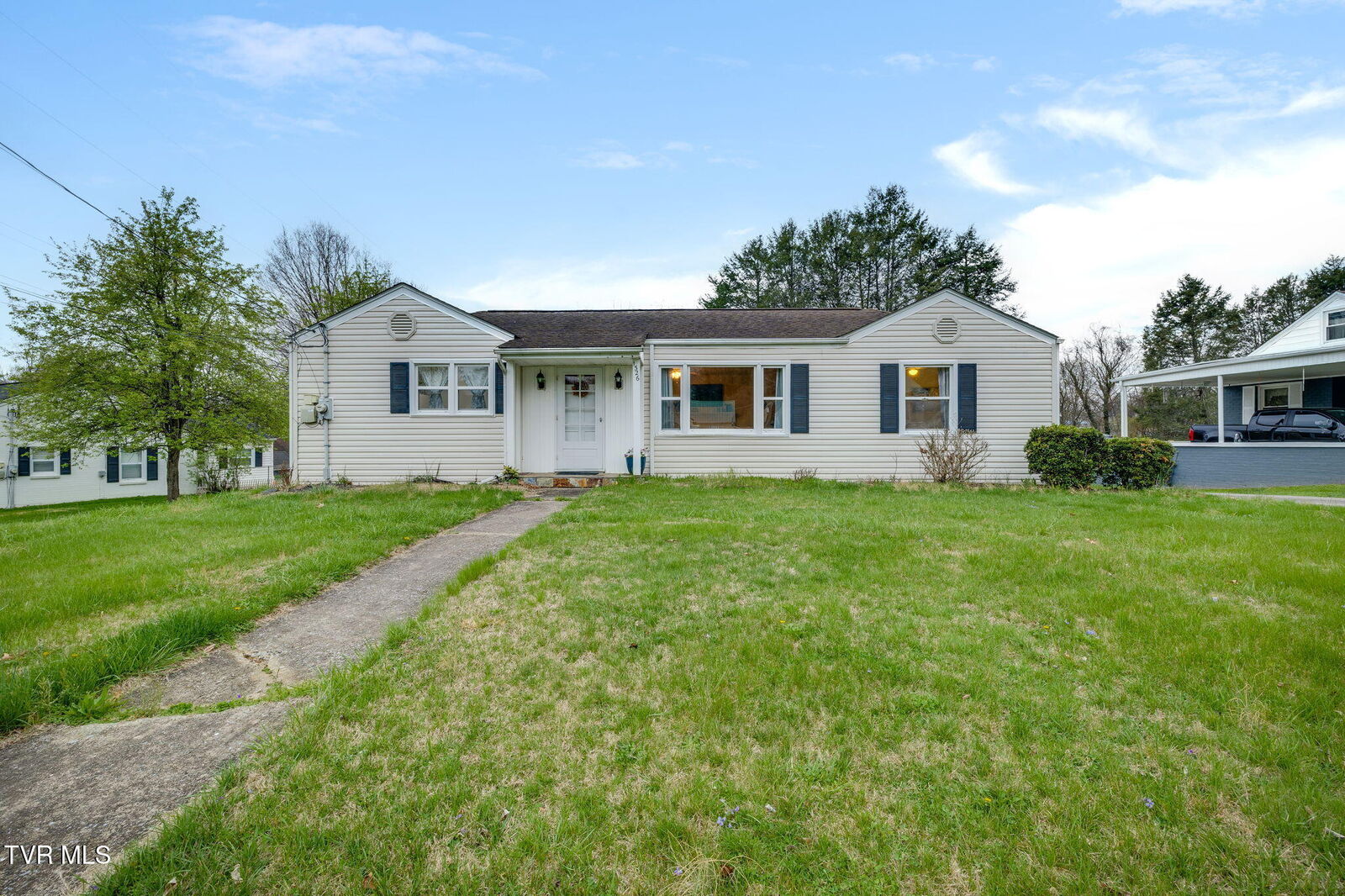 Property Photo:  1326 Valley Drive  TN 37620 