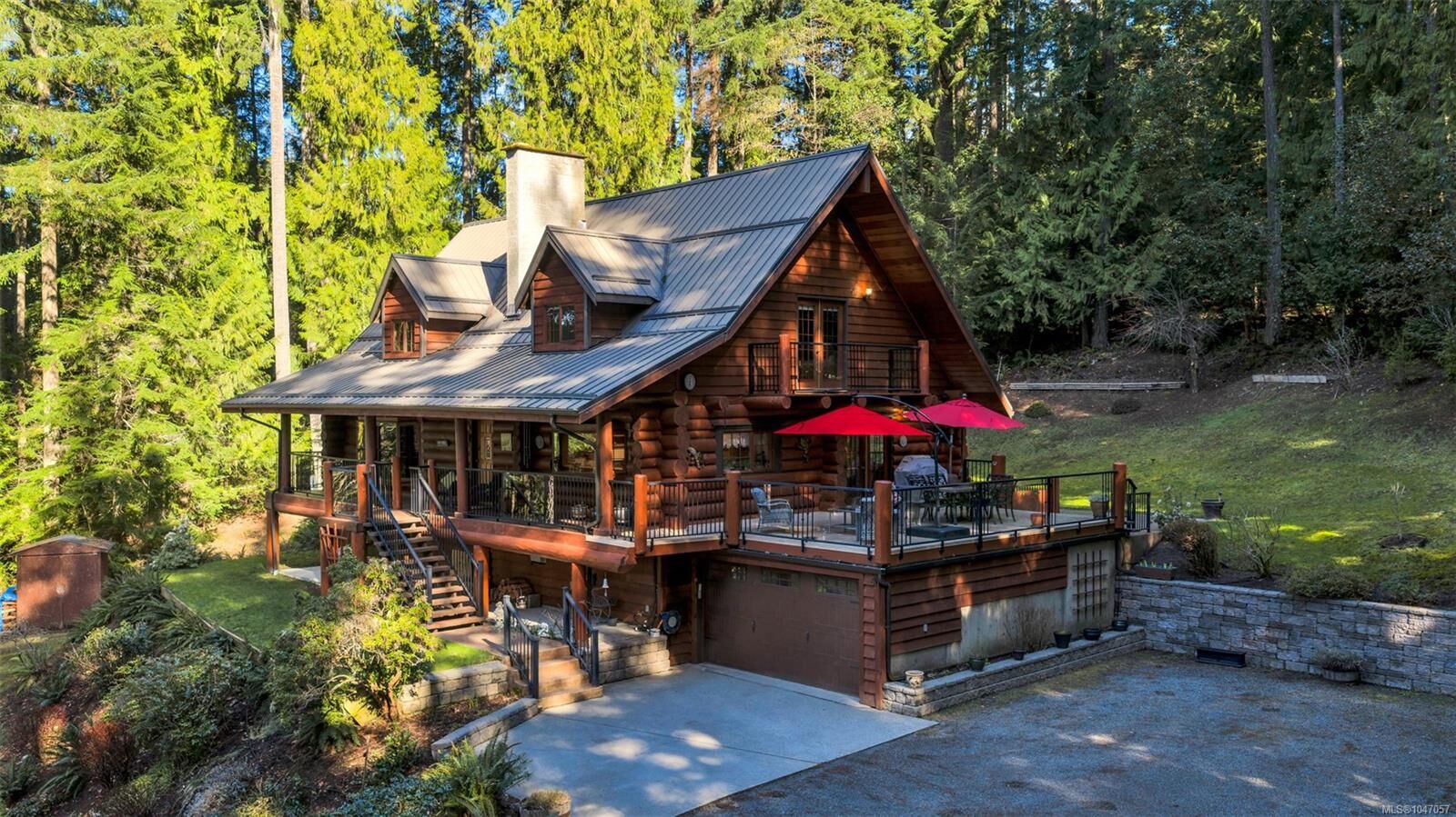 Property Photo: 8965 Meades Creek Rd BC V0R 2G0