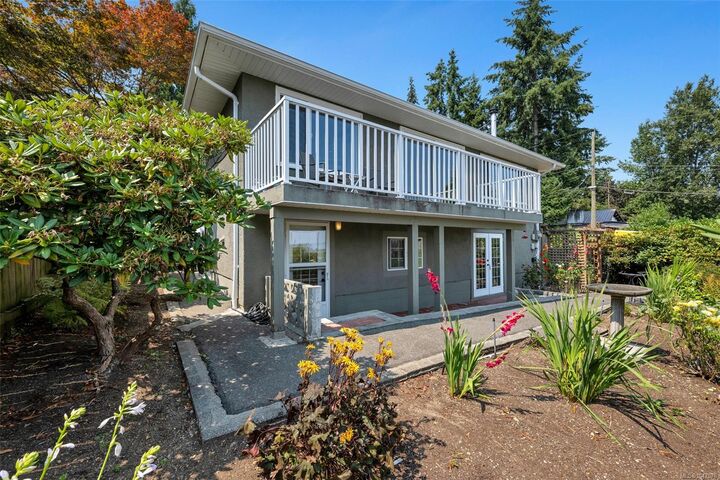Property Photo: 711 Wells Rd BC V8Y 1R6