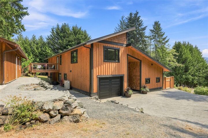 Property Photo: 2551 Schirra Dr BC V9P 9J9