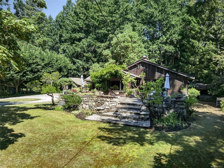 Property Photo:  1390 Laurel Rd  BC V8L 5K8 