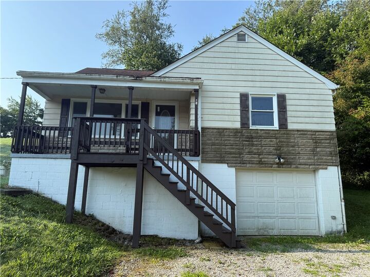 Property Photo:  29 Devil's Den Road  PA 15021 