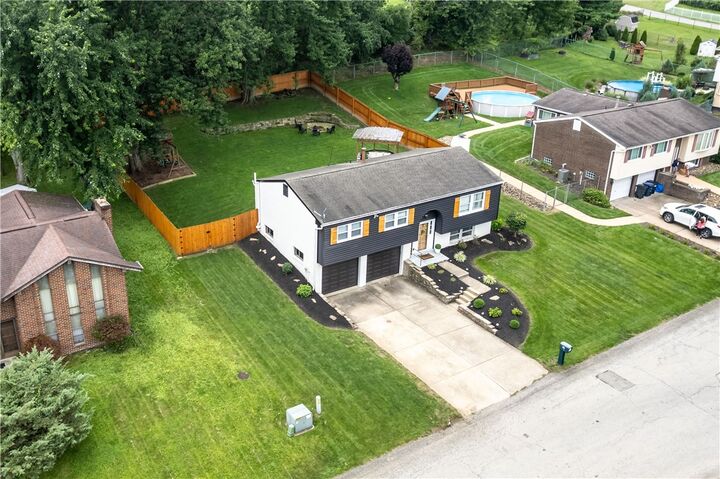 Property Photo: 36 Concord Dr PA 15642