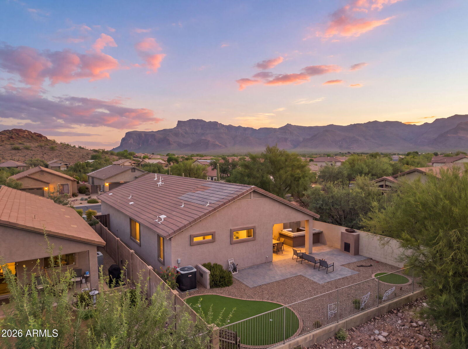 Property Photo:  6627 E Hacienda La Noria Lane  AZ 85118 