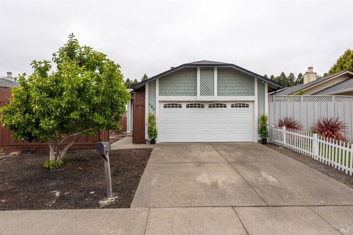 Property Photo: 102 Pinewood Court CA 94931