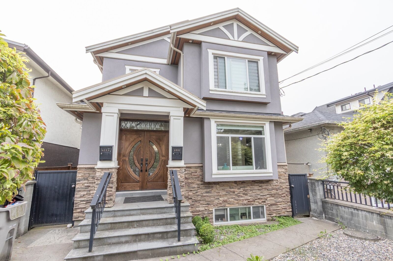 Property Photo:  4231 Brant Street  BC V5N 5B5 