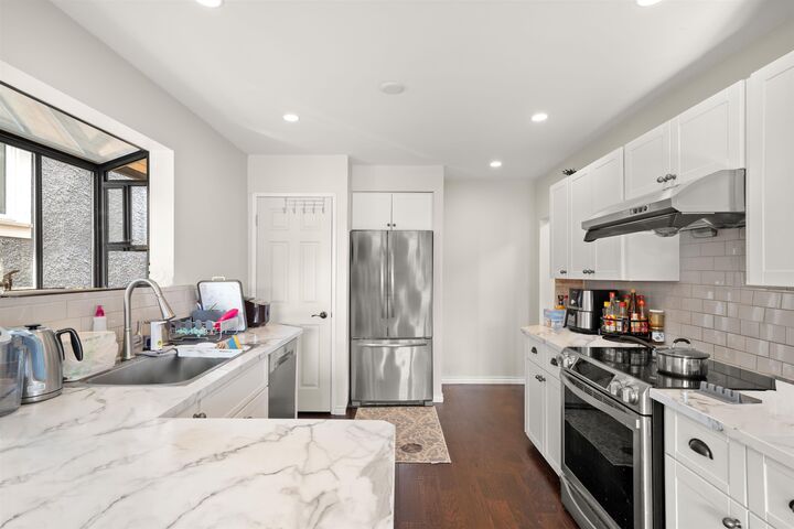 Property Photo: 1554 W 65th Ave Avenue BC V6P 2R1