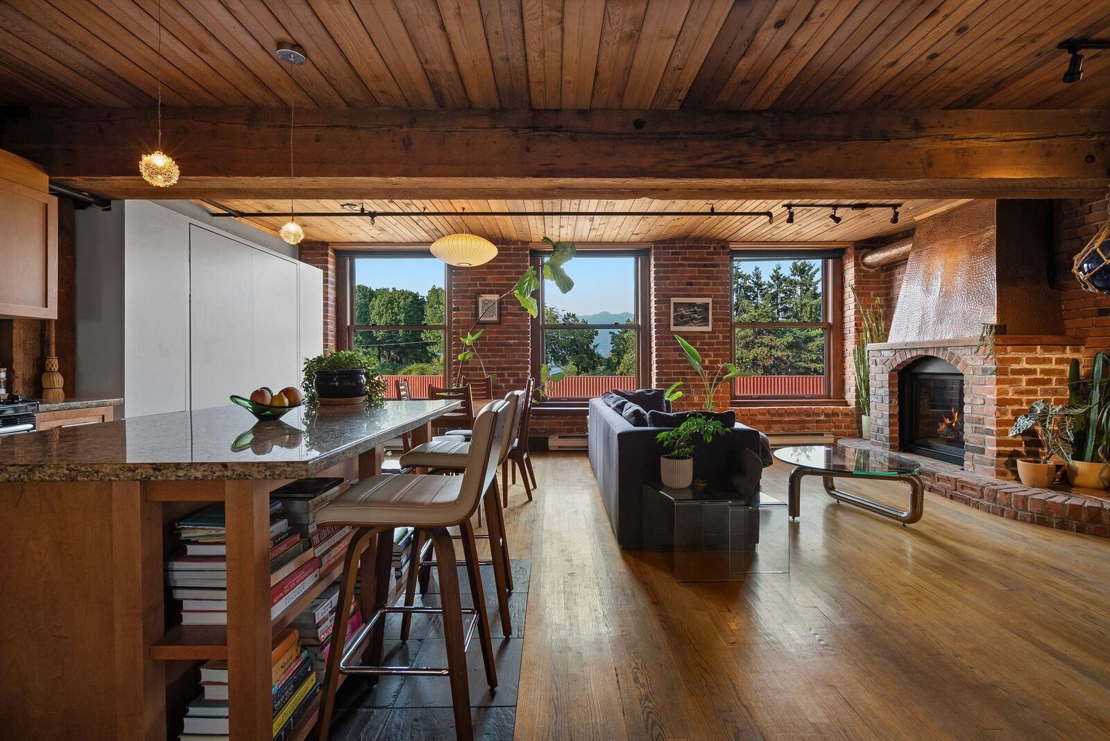 Property Photo: 41 Alexander Street 305 BC V6A 1B2