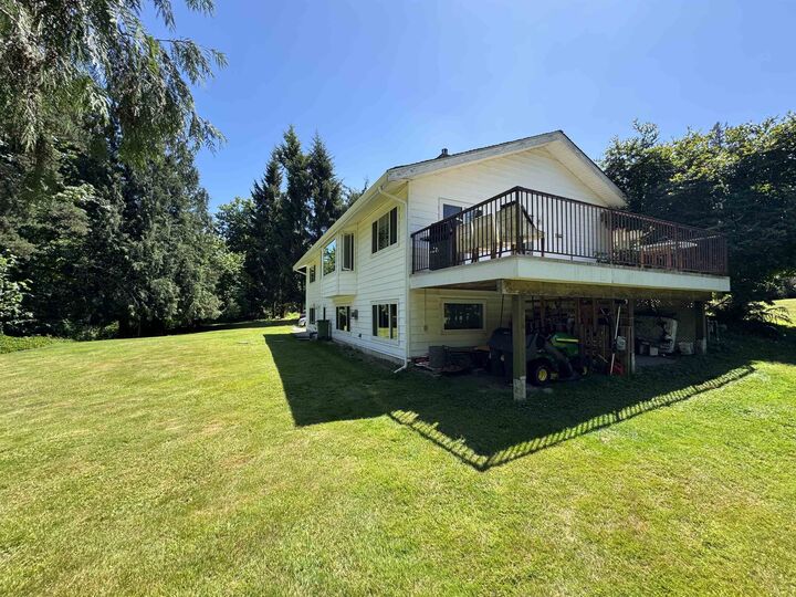Property Photo: 29669 Camelot Avenue BC V4X 2E5