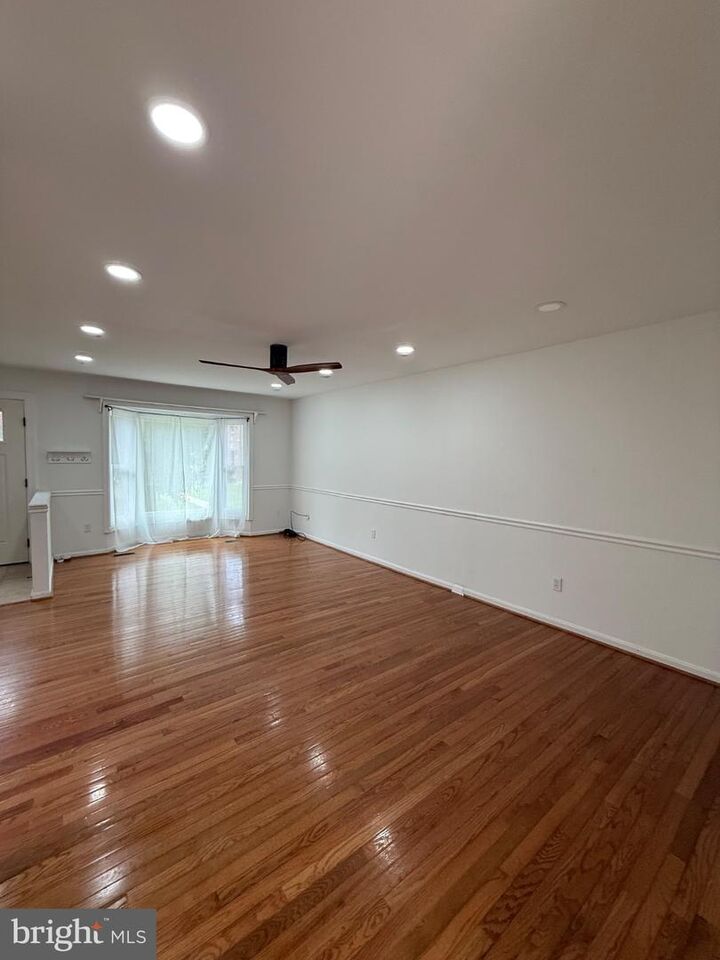 Property Photo: 10638 Wakeman Drive VA 22407