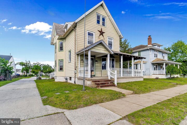 Property Photo:  709 Bridgeboro Street  NJ 08075 
