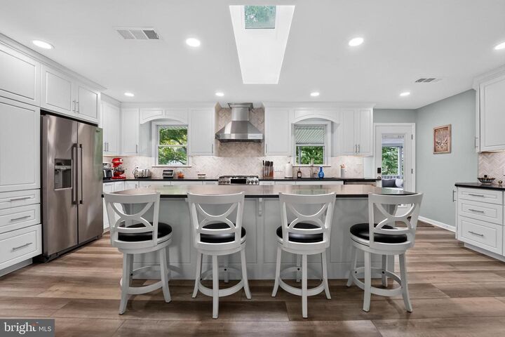 Property Photo:  7849 Elizabeth Road  MD 21122 