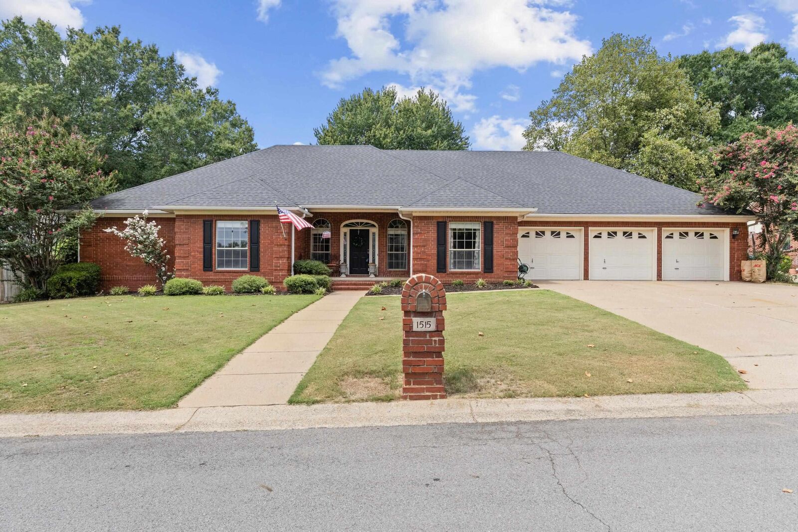 Property Photo:  1515 John Ed  AR 72034 
