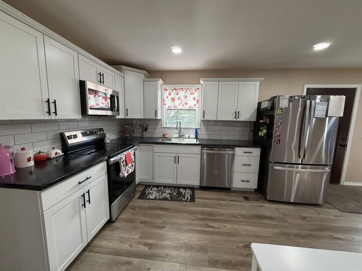Property Photo: 305 Farris Street AR 72830