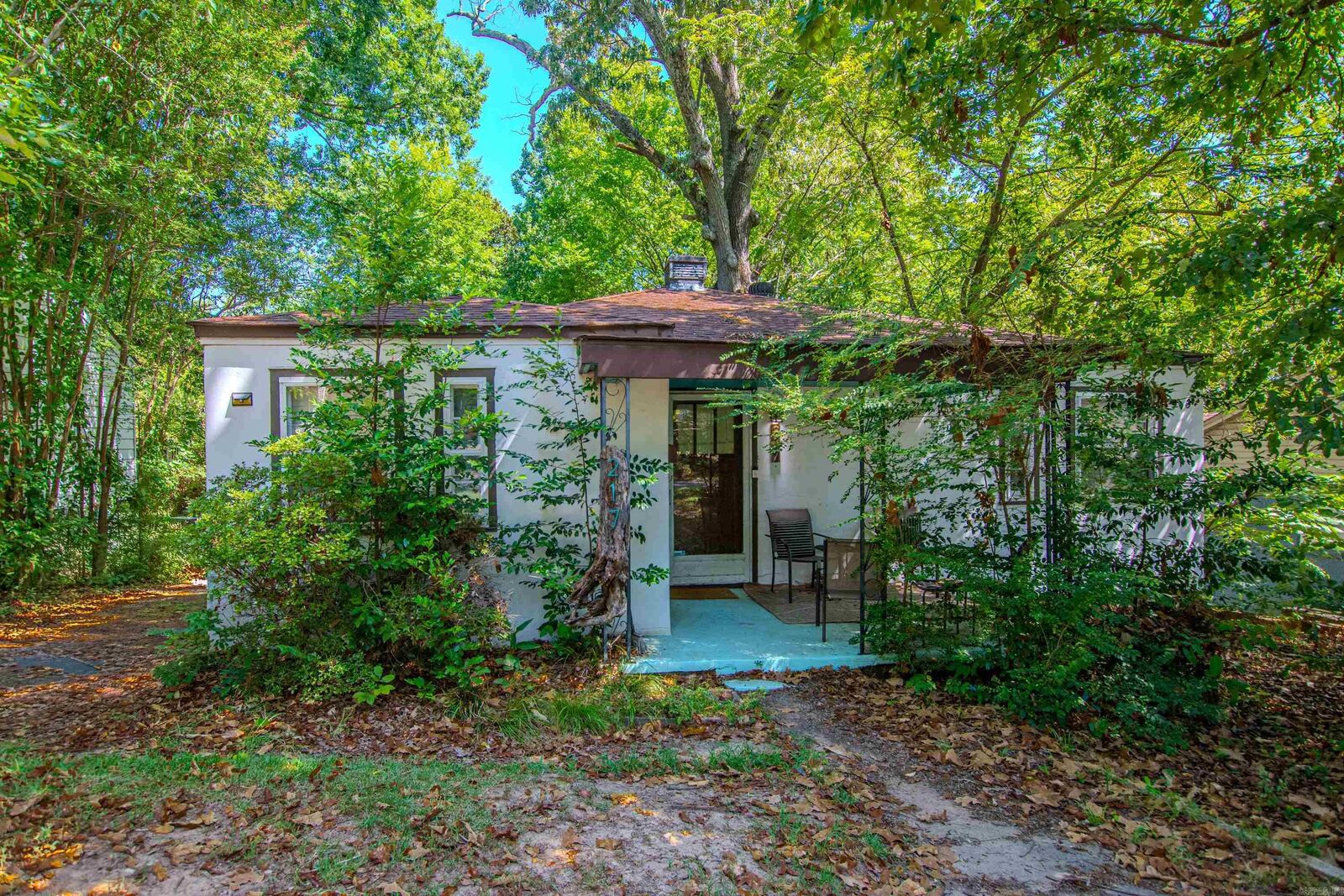 Property Photo:  217 East E Ave  AR 72116 