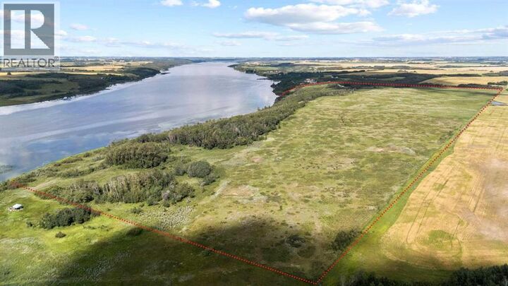Property Photo:  19515 Twp Rd 452  AB T4V 2M9 