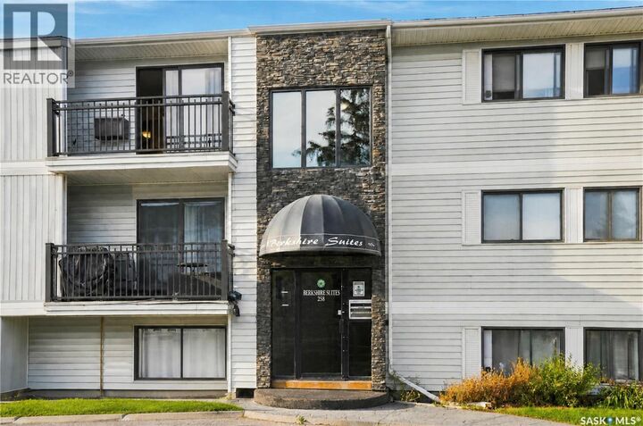 Property Photo: 303 258 Pinehouse Place SK S7K 4X1