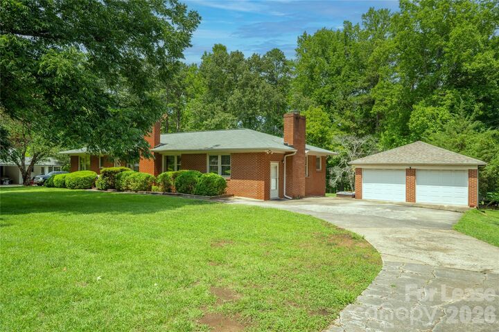 Property Photo:  6510 Pleasant Grove Road  NC 28216 