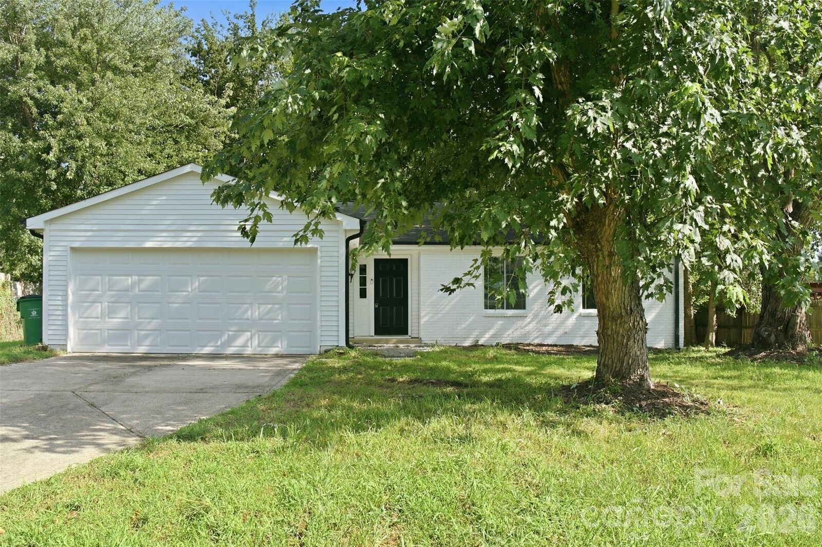 Property Photo:  2526 Nickelridge Court  NC 28273 