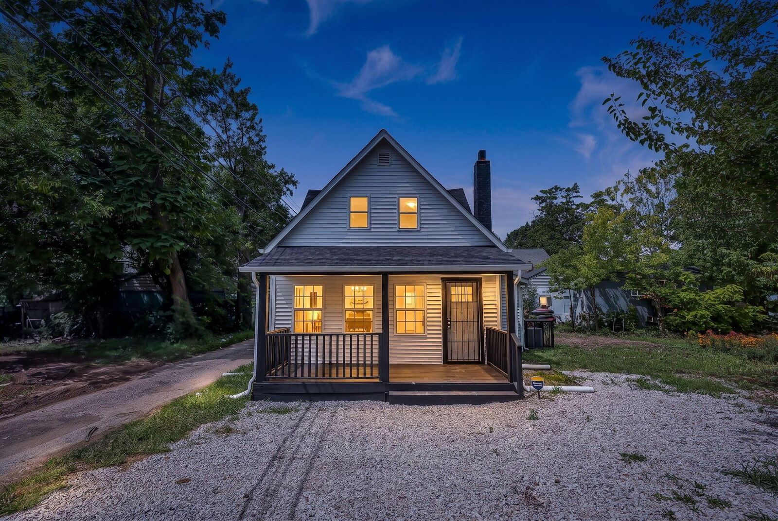 Property Photo:  2461 Bremen Street  OH 43211 