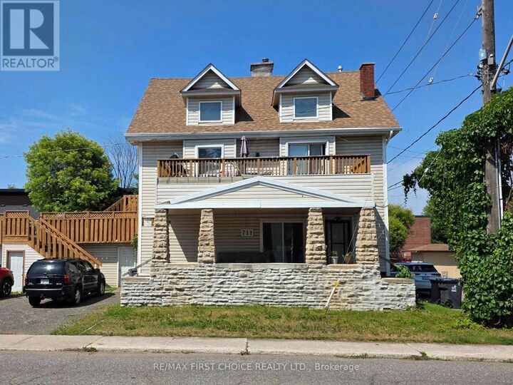 711 Ridgeway Street East — photo 1
