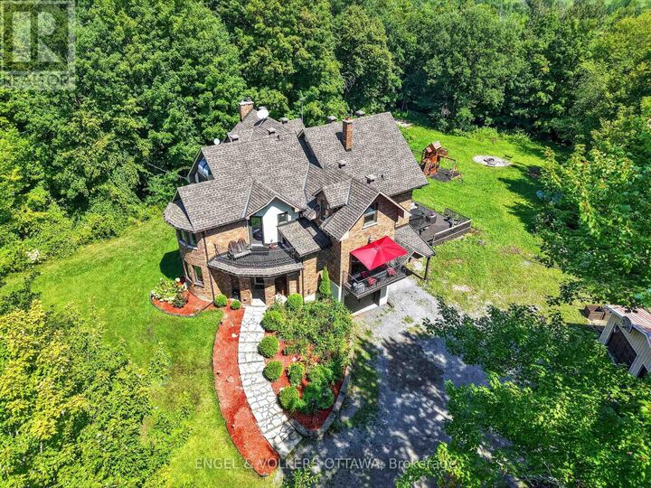 Property Photo: 3486 Torbolton Ridge Road ON K0A 3M0