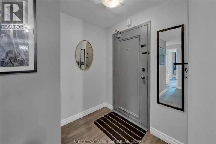 Property Photo: 955 Grand Avenue West 109 ON N7L 1Z9