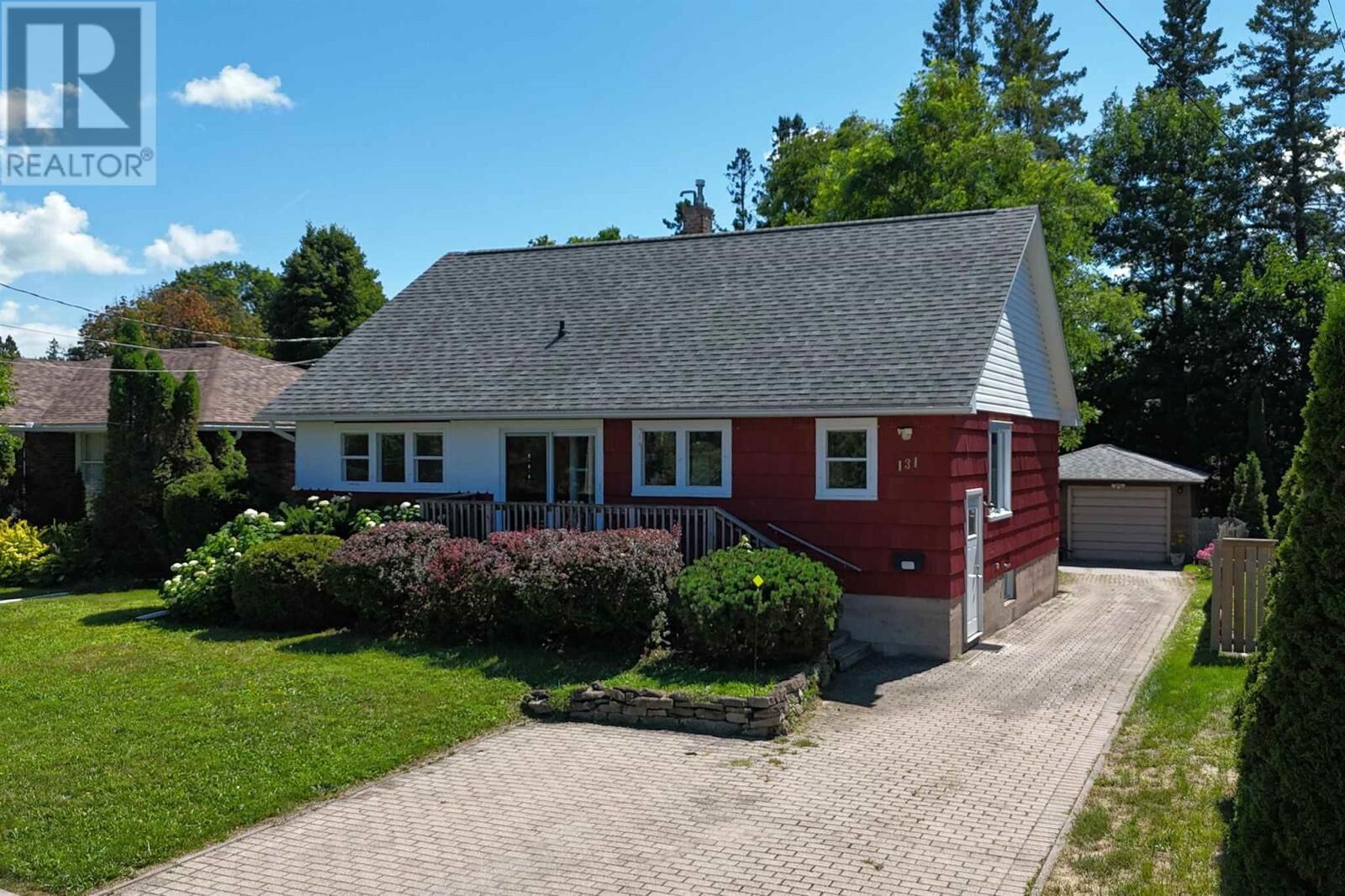 Property Photo:  131 McMeeken St  ON P6A 3L7 